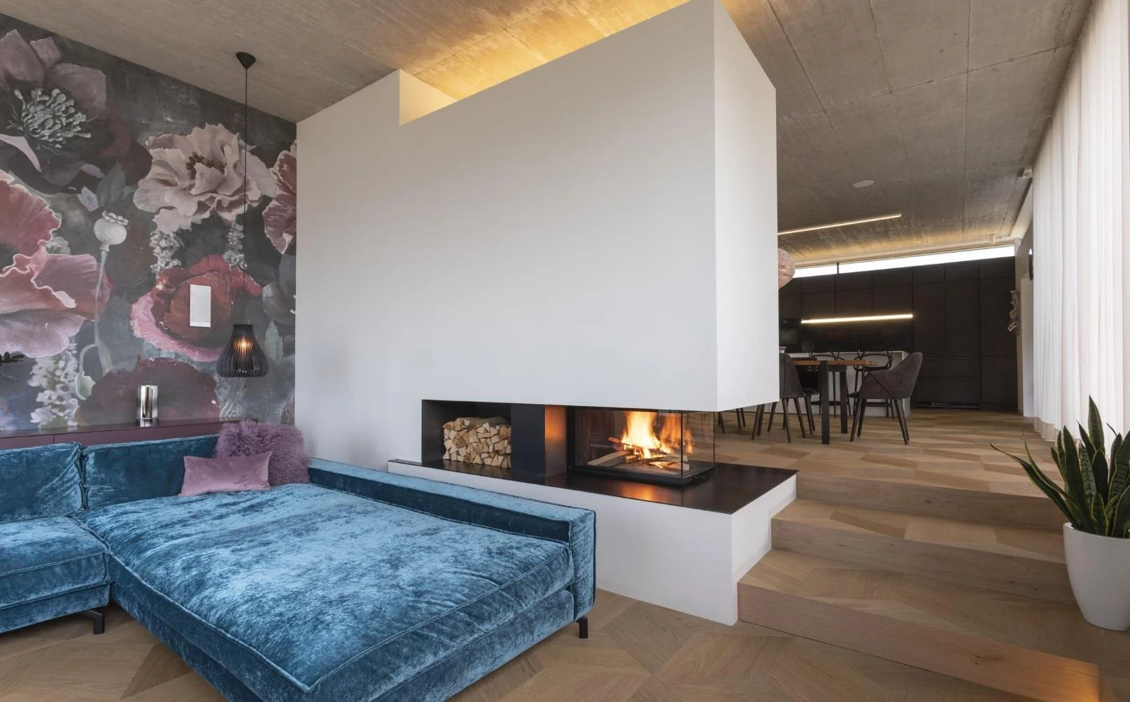 ÜÇ TARAFI AÇIK ŞÖMİNE MODELİ 1